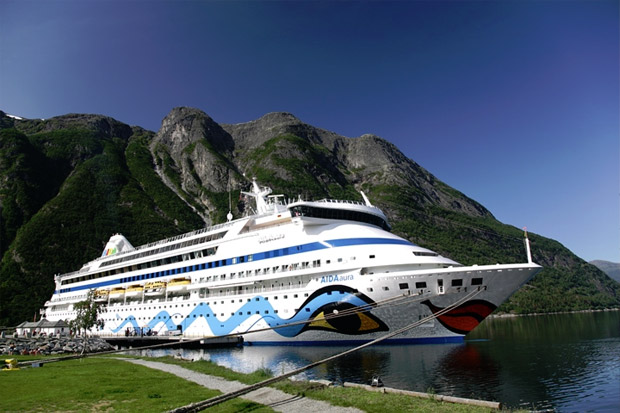 Die "AIDAaura" wird 2016 diverse Fjorde Nordeuropas befahren.