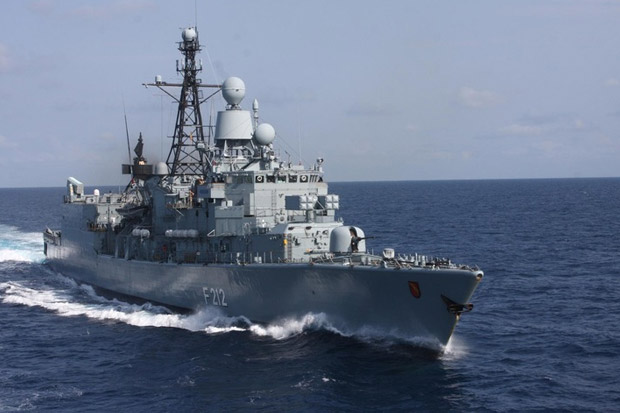 Die Fregatte "Karlsruhe" wird sich in Italien an der Operation EUNAVFOR MED beteiligen.