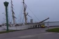 Gorch Fock rammt Kaimauer